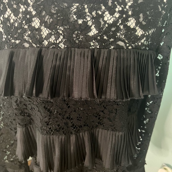 Lace and Ruffle Top - Picture 6 of 6